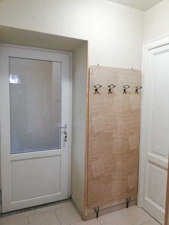 Via Funicolare Apartment Brunate Bagian luar foto